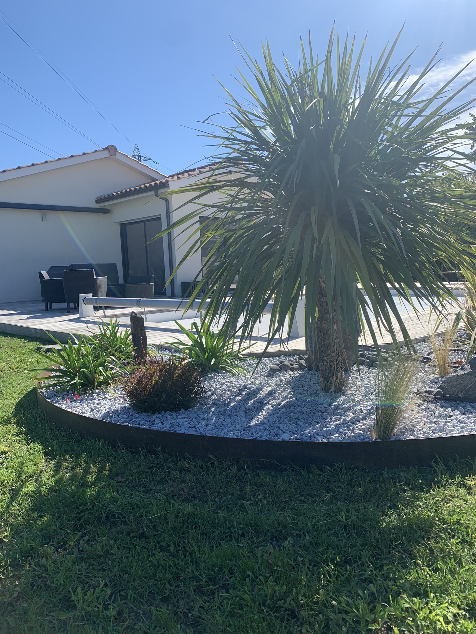 Aménagement de jardin pour cacher le vis-à-vis à Léognan