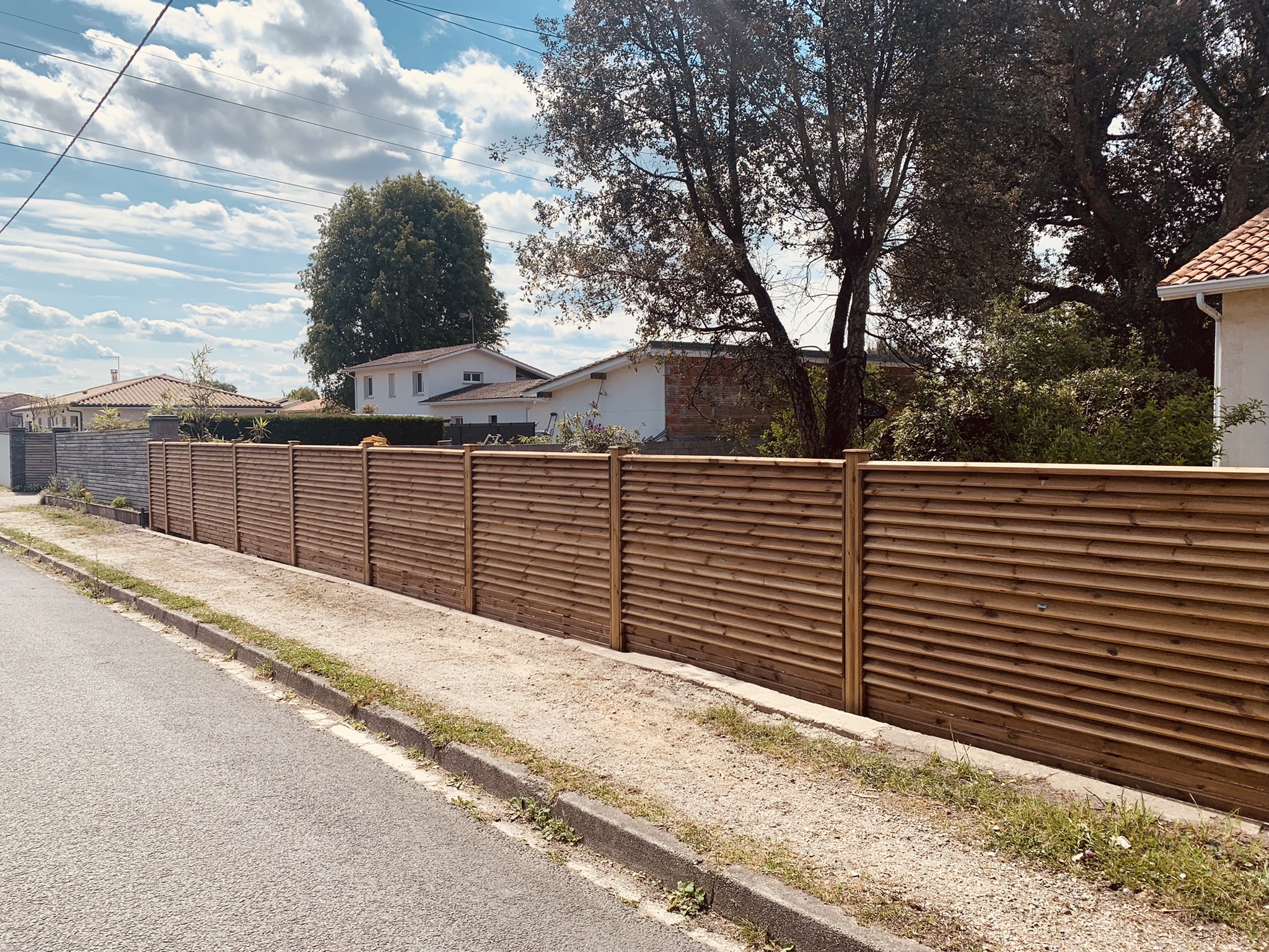 Pose de clôture Bois autoclave Classe IV en Gironde