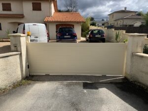 Pose de portail en aluminium en Gironde