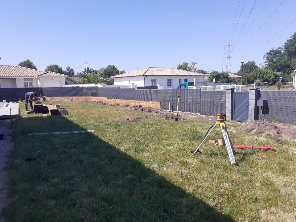 Aménagement de jardin pour cacher le vis-à-vis à Léognan